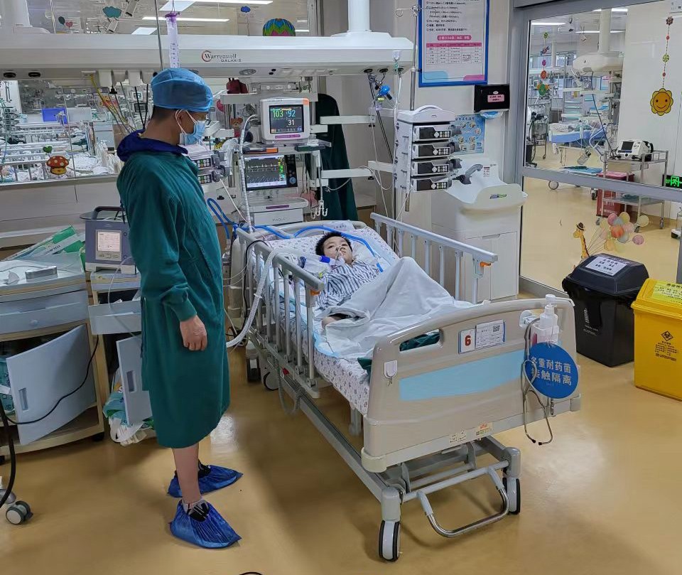 桓台县跨省救护车出租公司